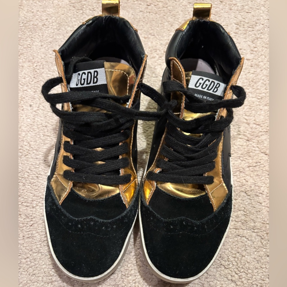 Golden Goose Deluxe Brand mid star - black and gold